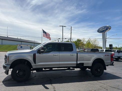 Used 2024 Ford F350 XLT w/ XLT Premium Package AWD/4WD image 5