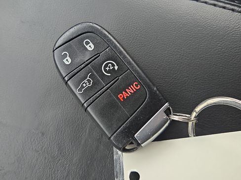 Used 2015 Dodge Durango Limited w/ Premium Group image 34