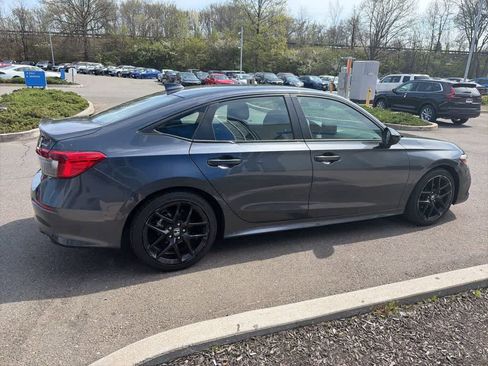 Used 2023 Honda Civic Sport image 13