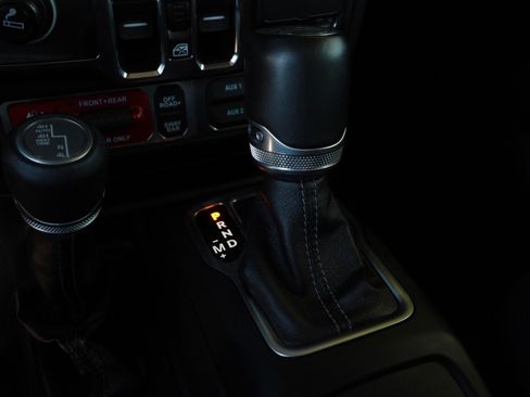 Used 2024 Jeep Wrangler Unlimited Rubicon 392 AWD/4WD image 17