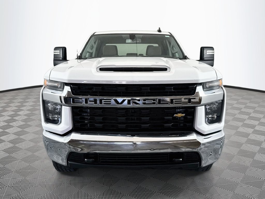 Used 2022 Chevrolet Silverado 2500 LT w/ Fleet Comfort Package AWD/4WD image 2