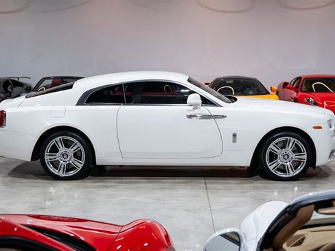 Used 2016 Rolls-Royce Wraith RWD image 7