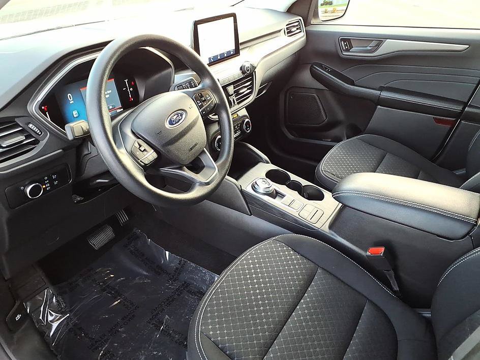 Used 2025 Ford Escape Active AWD/4WD image 13