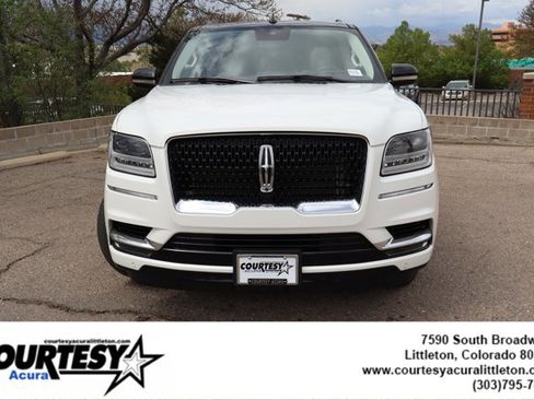 Used 2021 Lincoln Navigator Black Label w/ Special Edition Package AWD/4WD image 2