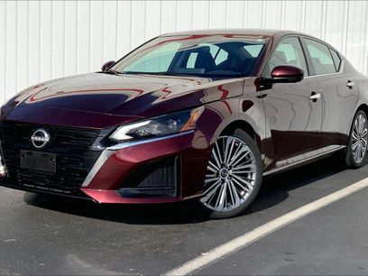 Used 2024 Nissan Altima 2.5 SL