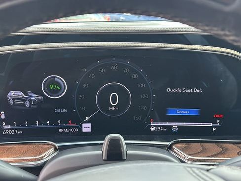 Used 2022 Cadillac Escalade ESV Sport Platinum w/ Heavy-Duty Trailer Package image 17