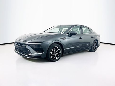 Used 2024 Hyundai Sonata SEL image 3