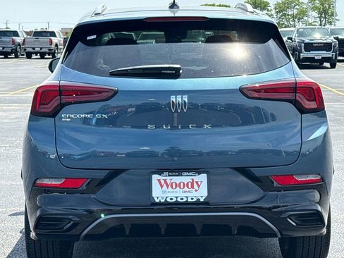 New 2026 Buick Encore GX Sport Touring AWD/4WD image 9