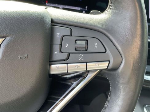 Certified 2023 Cadillac Escalade ESV Sport w/ Touring Package image 26