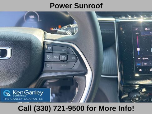 Used 2024 Jeep Grand Cherokee L Laredo AWD/4WD image 31