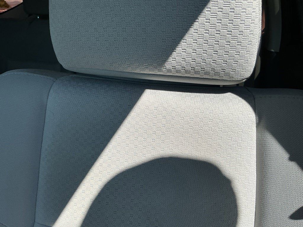Used 2015 Honda CR-V LX image 10