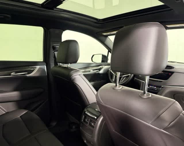 Used 2026 Cadillac XT5 Sportv w/ LPO, Floor Liner Package AWD/4WD image 29