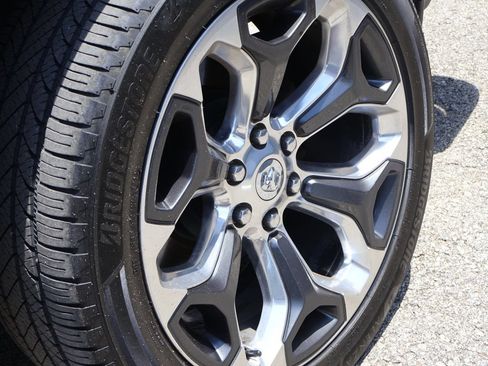 Used 2020 RAM 1500 Limited AWD/4WD image 43