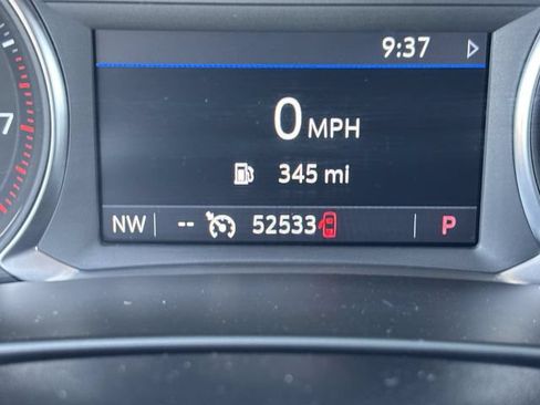 Used 2025 Chevrolet Blazer LT FWD image 31