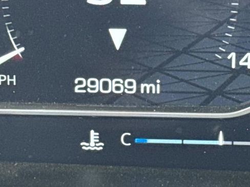 Used 2023 GMC Sierra 1500 Elevation image 32