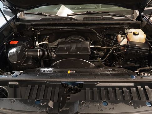 Used 2022 Chevrolet Silverado 2500 LTZ w/ LTZ Convenience Package AWD/4WD image 42