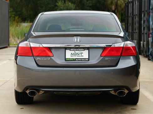 Used 2014 Honda Accord Sport image 10