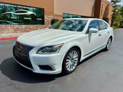 Used 2014 Lexus LS 460 AWD w/ Comfort Package image 4