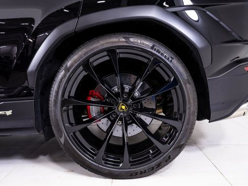 Used 2024 Lamborghini Urus S AWD/4WD image 12