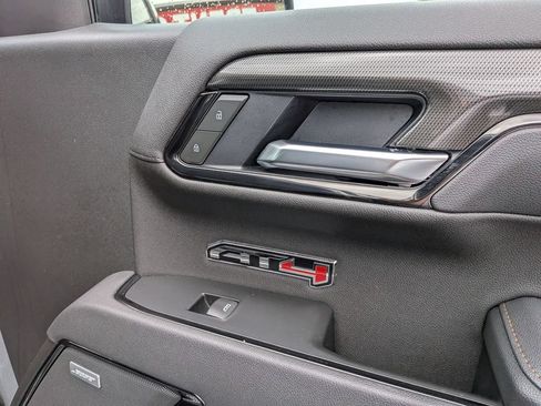 Used 2025 GMC Sierra 1500 AT4 w/ AT4 Premium Package AWD/4WD image 25