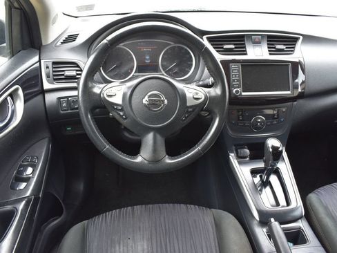 Used 2019 Nissan Sentra SV FWD image 22