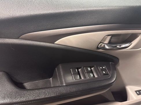 Used 2018 Honda Pilot EX-L image 10