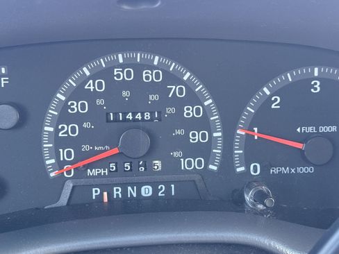 Used 1998 Ford F150 XLT image 4