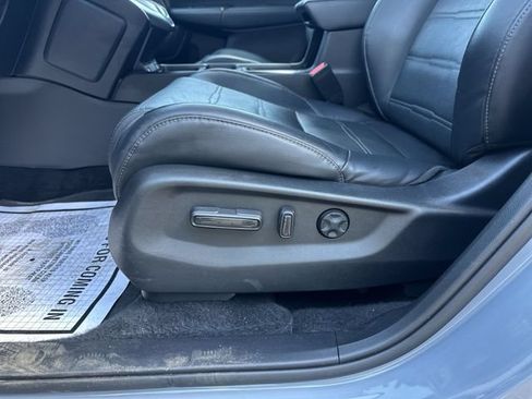 Used 2022 Honda CR-V EX-L image 16