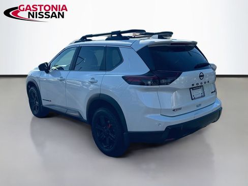 Used 2025 Nissan Rogue SV w/ Rock Creek Premium Package AWD/4WD image 6