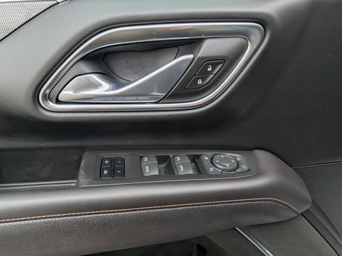 Used 2023 GMC Yukon AT4 w/ AT4 Premium Package image 33