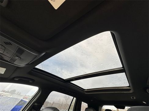 Used 2021 Cadillac XT6 Premium Luxury image 27