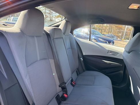 Used 2022 Toyota Corolla SE image 15