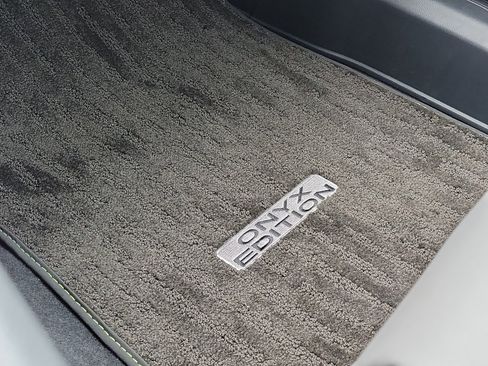 Certified 2025 Subaru Outback Onyx Edition image 30