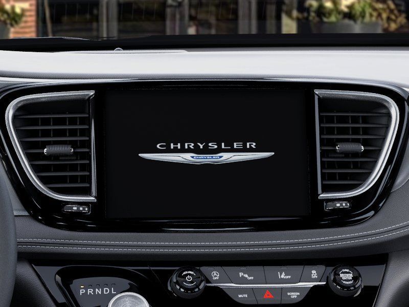 Used 2026 Chrysler Pacifica Select AWD/4WD image 18