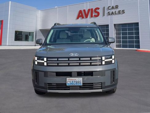 Used 2025 Hyundai Santa Fe SEL image 2