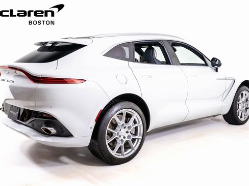 Used 2022 Aston Martin DBX AWD/4WD image 5