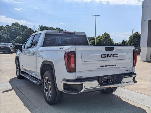 New 2026 GMC Sierra 1500 SLT w/ SLT Premium Plus Package AWD/4WD image 8