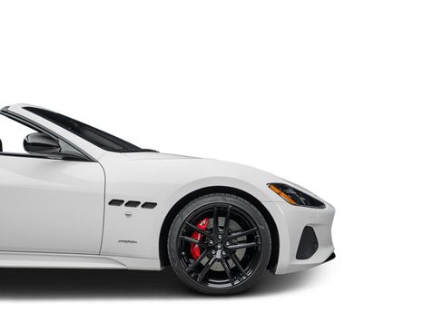 Used 2019 Maserati GranTurismo Sport RWD image 27