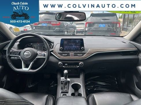 Used 2019 Nissan Altima 2.5 SL AWD/4WD image 16