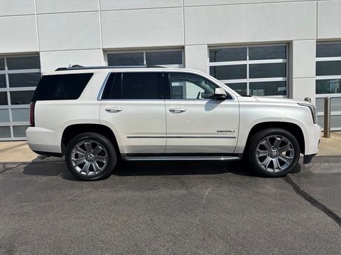 Used 2015 GMC Yukon Denali w/ Open Road Package AWD/4WD image 3