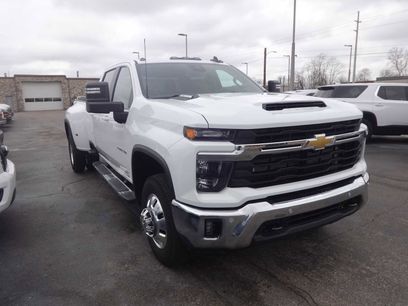 Used 2025 Chevrolet Silverado 3500 LT w/ Safety Package