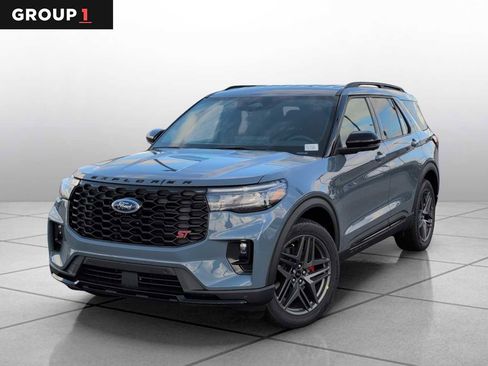 New 2025 Ford Explorer ST image 1