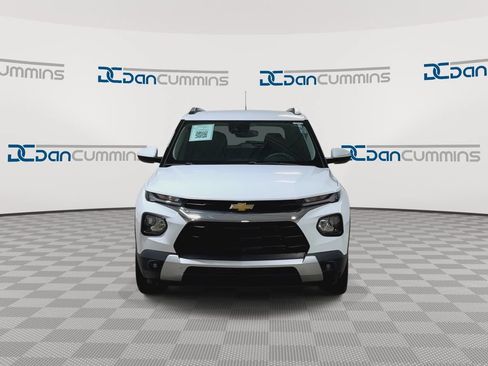 Used 2021 Chevrolet TrailBlazer LT FWD image 4