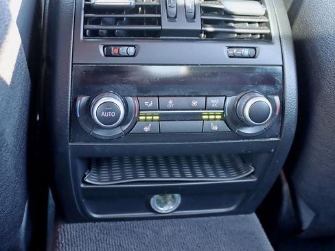 Used 2015 BMW M5 image 30