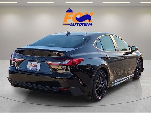 New 2026 Toyota Camry SE image 4