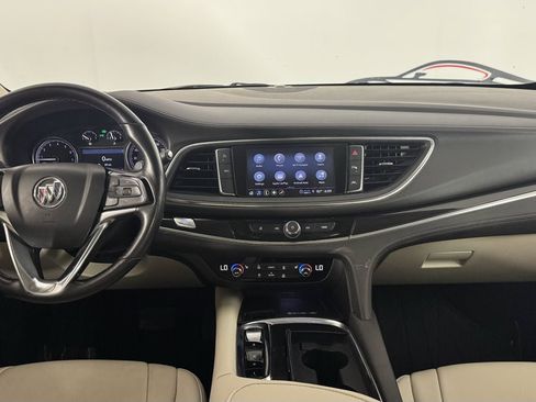 Used 2023 Buick Enclave Essence AWD/4WD image 29