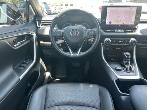 Used 2025 Toyota RAV4 Limited w/ Advanced Technology Package AWD/4WD image 20