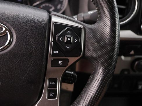 Used 2021 Toyota Tacoma SR5 RWD image 12
