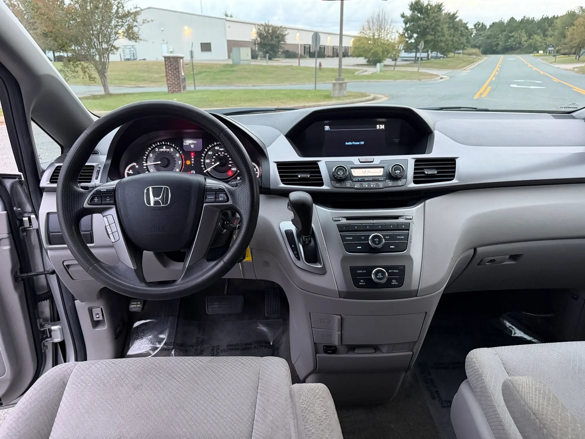 Used 2014 Honda Odyssey LX image 15