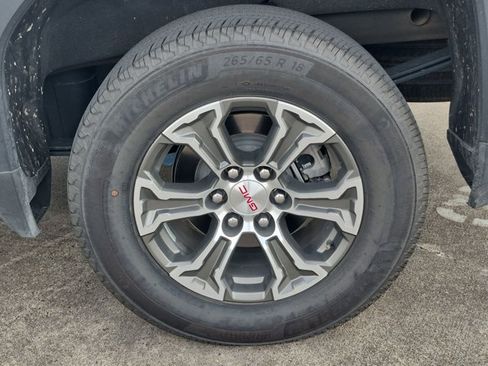Used 2026 GMC Sierra 1500 SLT RWD image 14